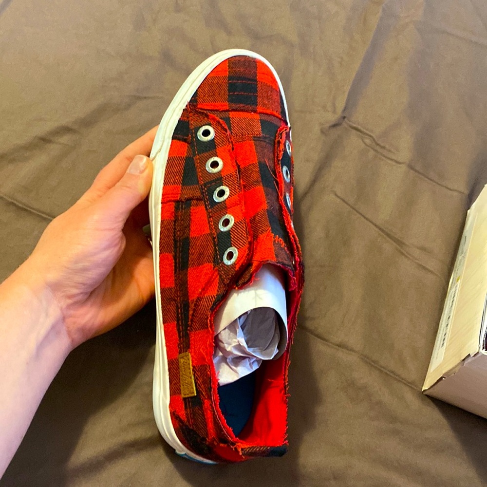 BLOWFISH MALIBU Red Buffalo Check slip on sneaker, size 10